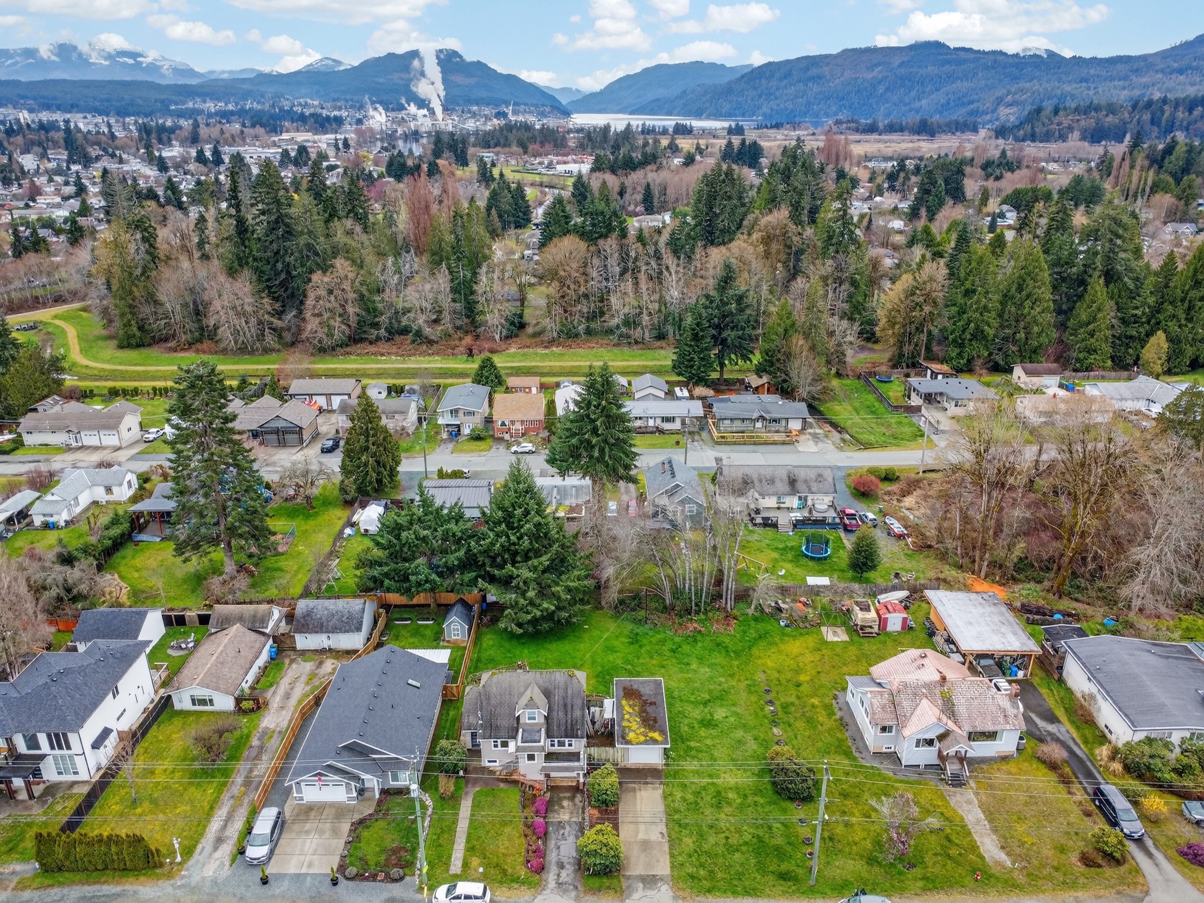 Aerial view before pins